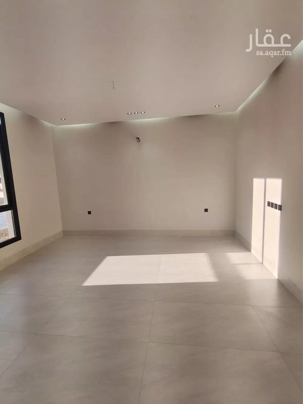 فيلا 10 غرف في الفروسية 3