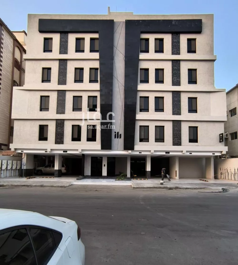 3 bedroom apartment in Al Naseem 3