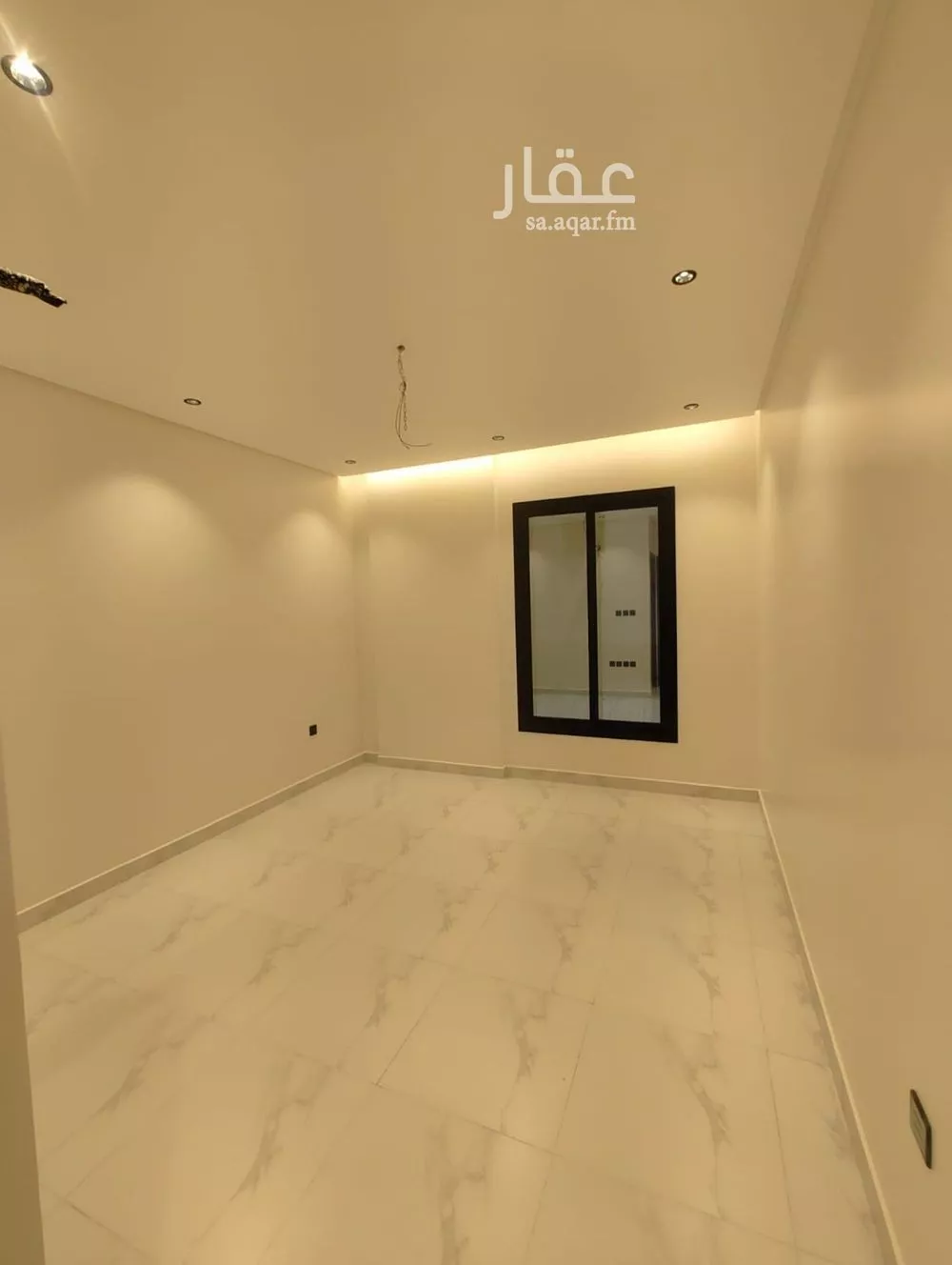 شقة 4 غرف في الروضة 4