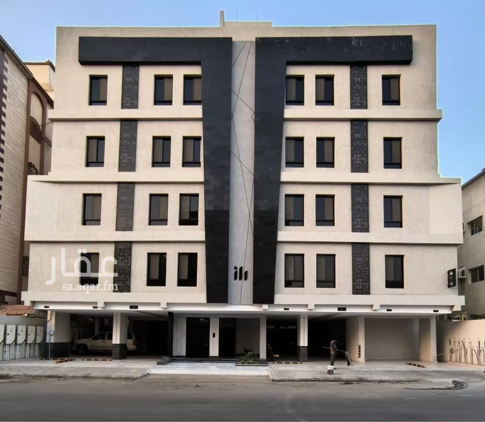 3 bedroom apartment in Al Naseem 1