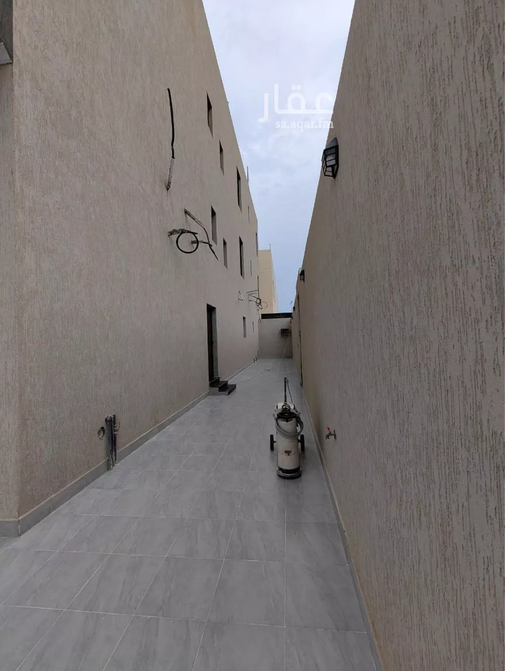 فيلا 13 غرف في الصالحية 4