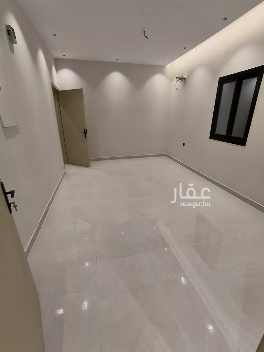 فيلا 6 غرف في الفروسية 3