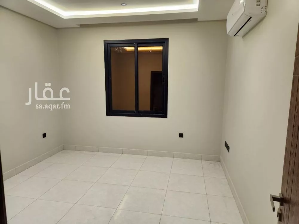 شقة 4 غرف في الحمرا 2