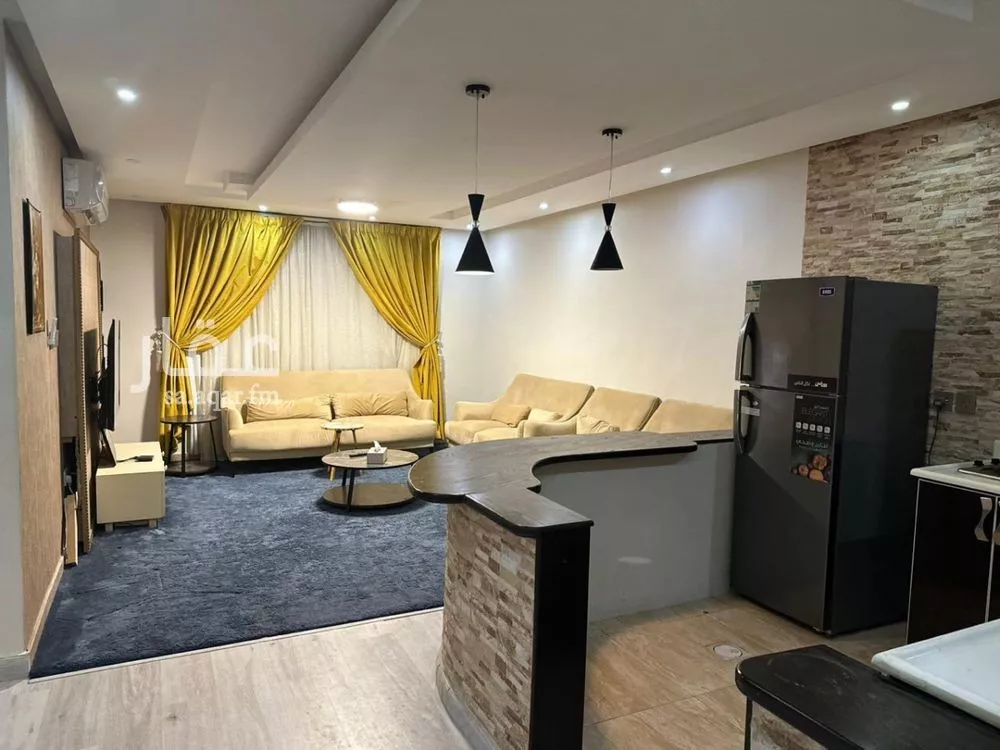 شقة 3 غرف في الحمرا 3