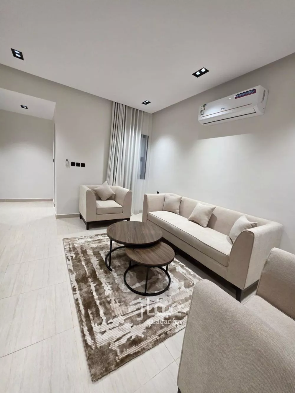 شقة 2 غرف في الثقبة 4