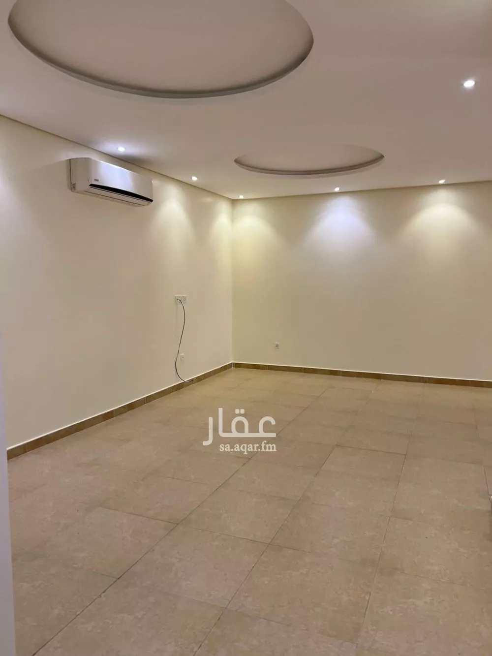 شقة 5 غرف في الزهراء 4