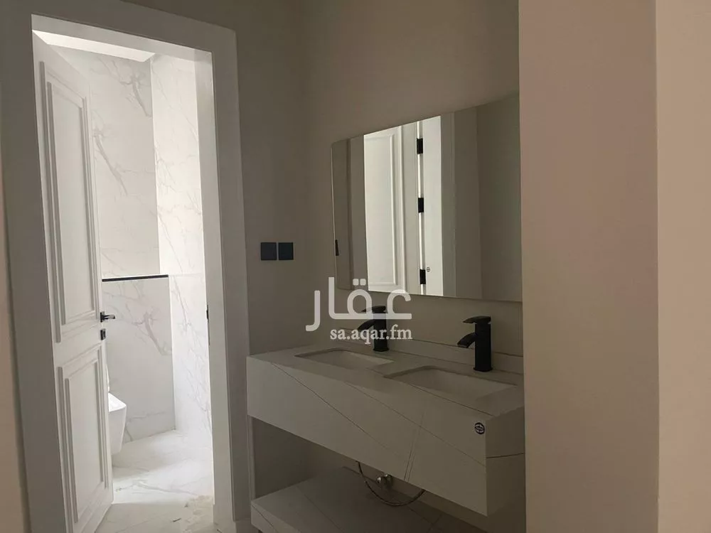3 bedroom apartment in Al Malqa 4
