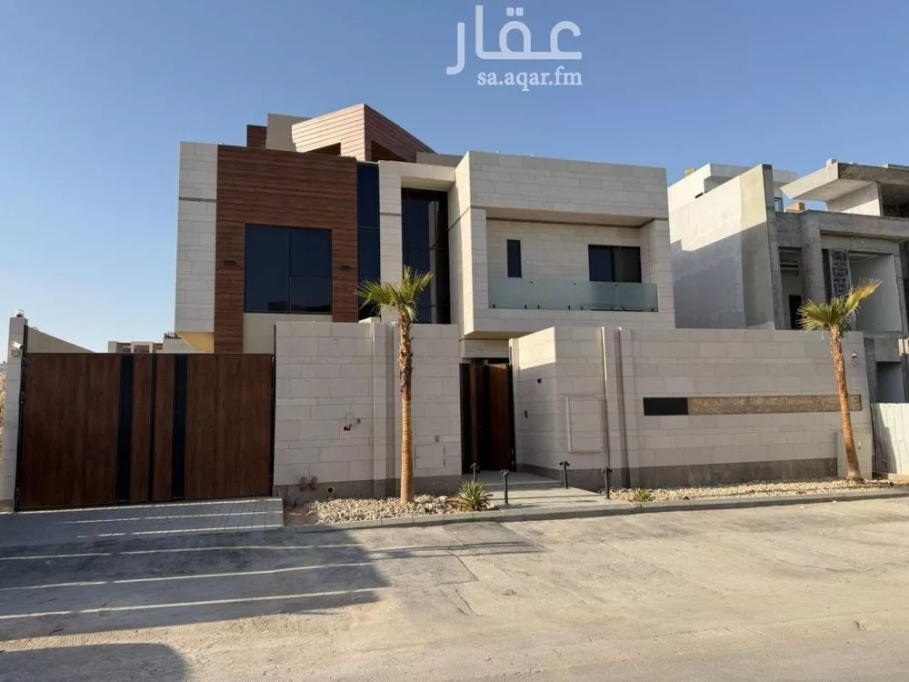 فيلا 7 غرف في الملقا 2