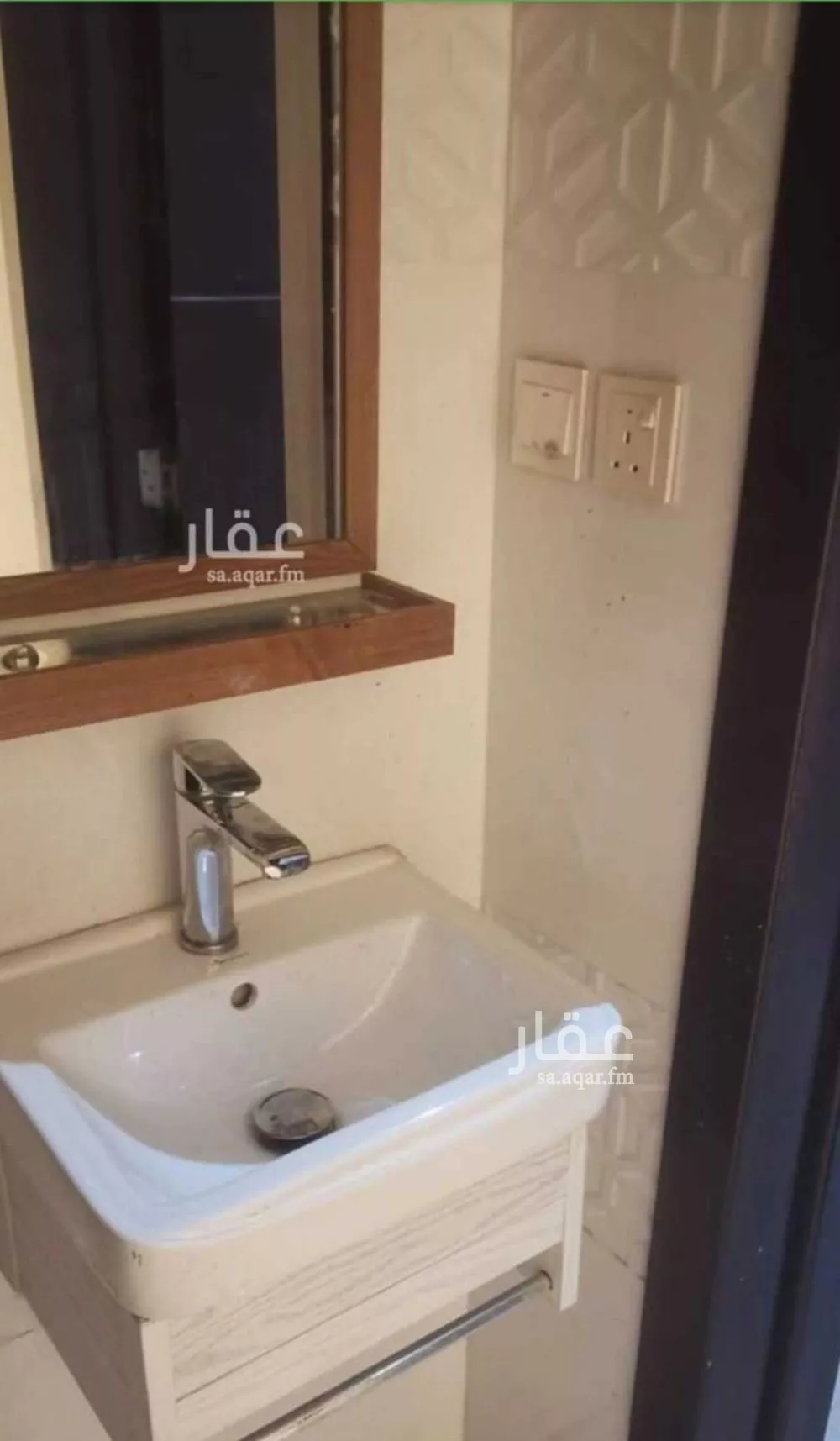 شقة 4 غرف في ظهرة لبن 1