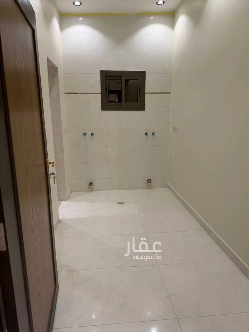 شقة 4 غرف في الياقوت، جدة 6