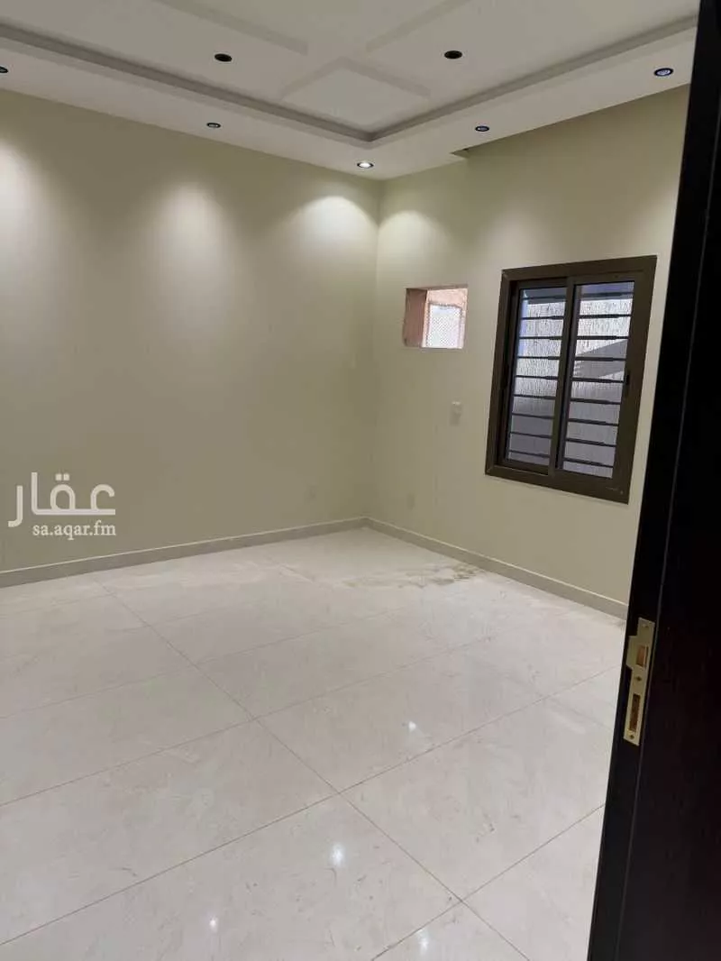 شقة 4 غرف في الياقوت، جدة 4