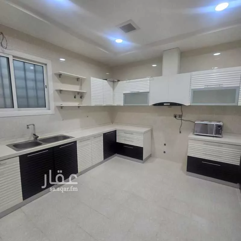 3 bedroom apartment in Al Munsiyah 5