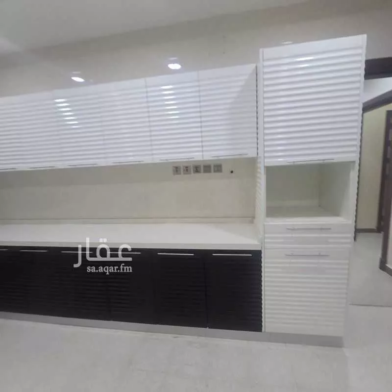 3 bedroom apartment in Al Munsiyah 4