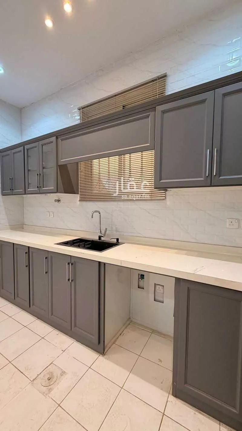 4 bedroom apartment in Al Qadisiyah, Riyadh 5