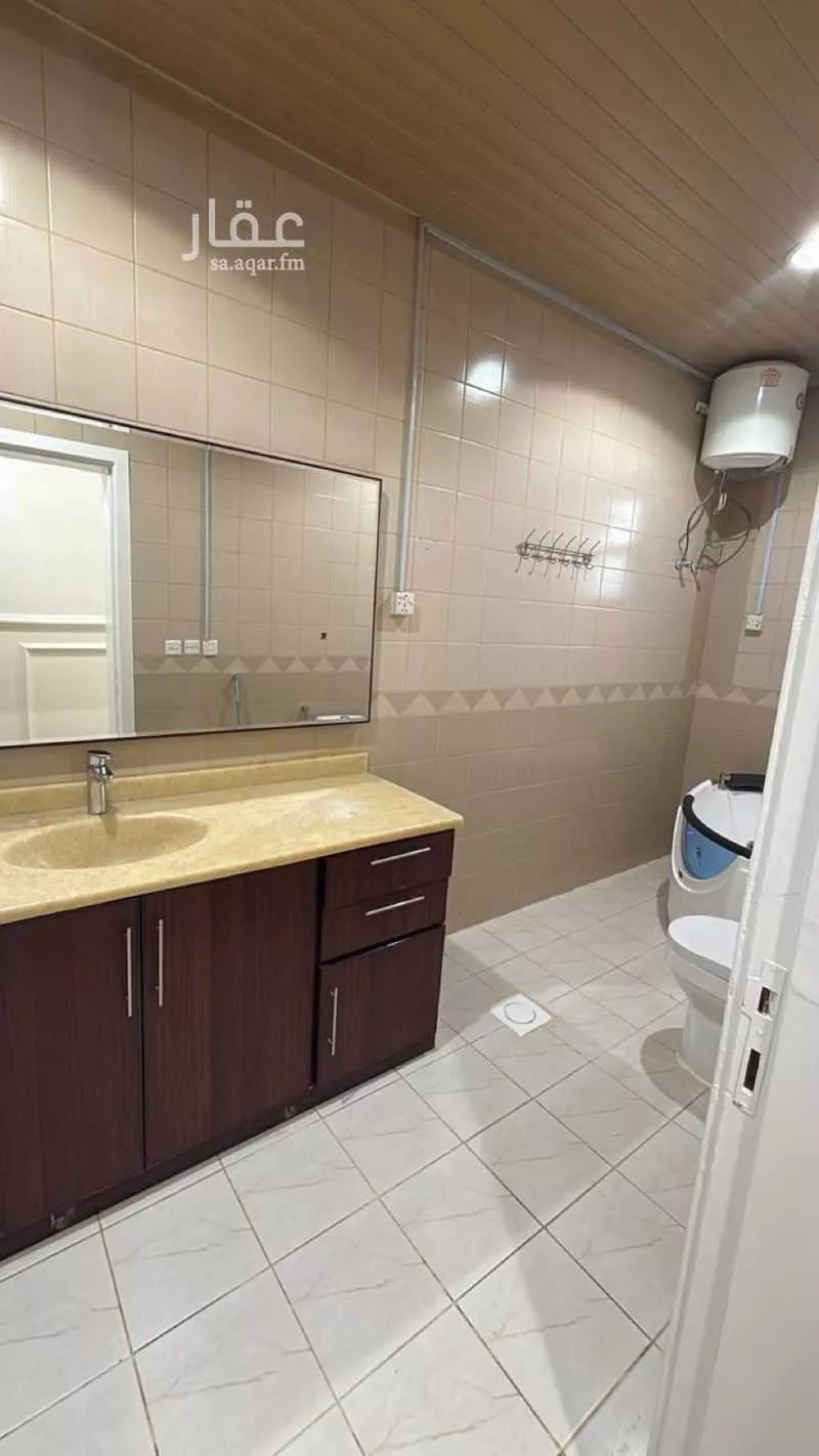 4 bedroom apartment in Al Rawabi, Riyadh 7