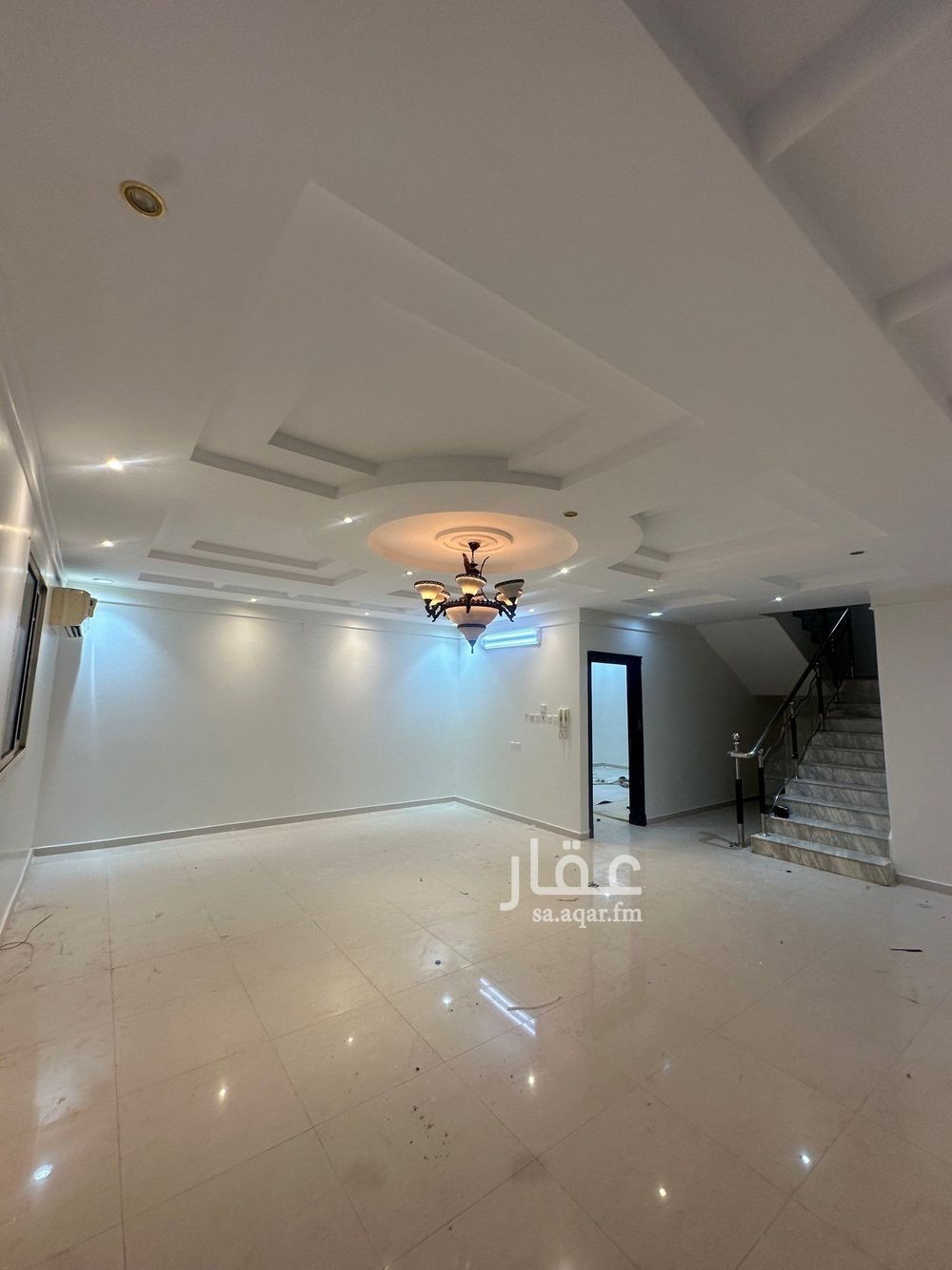 5 bedroom villa in Granada, Riyadh 5