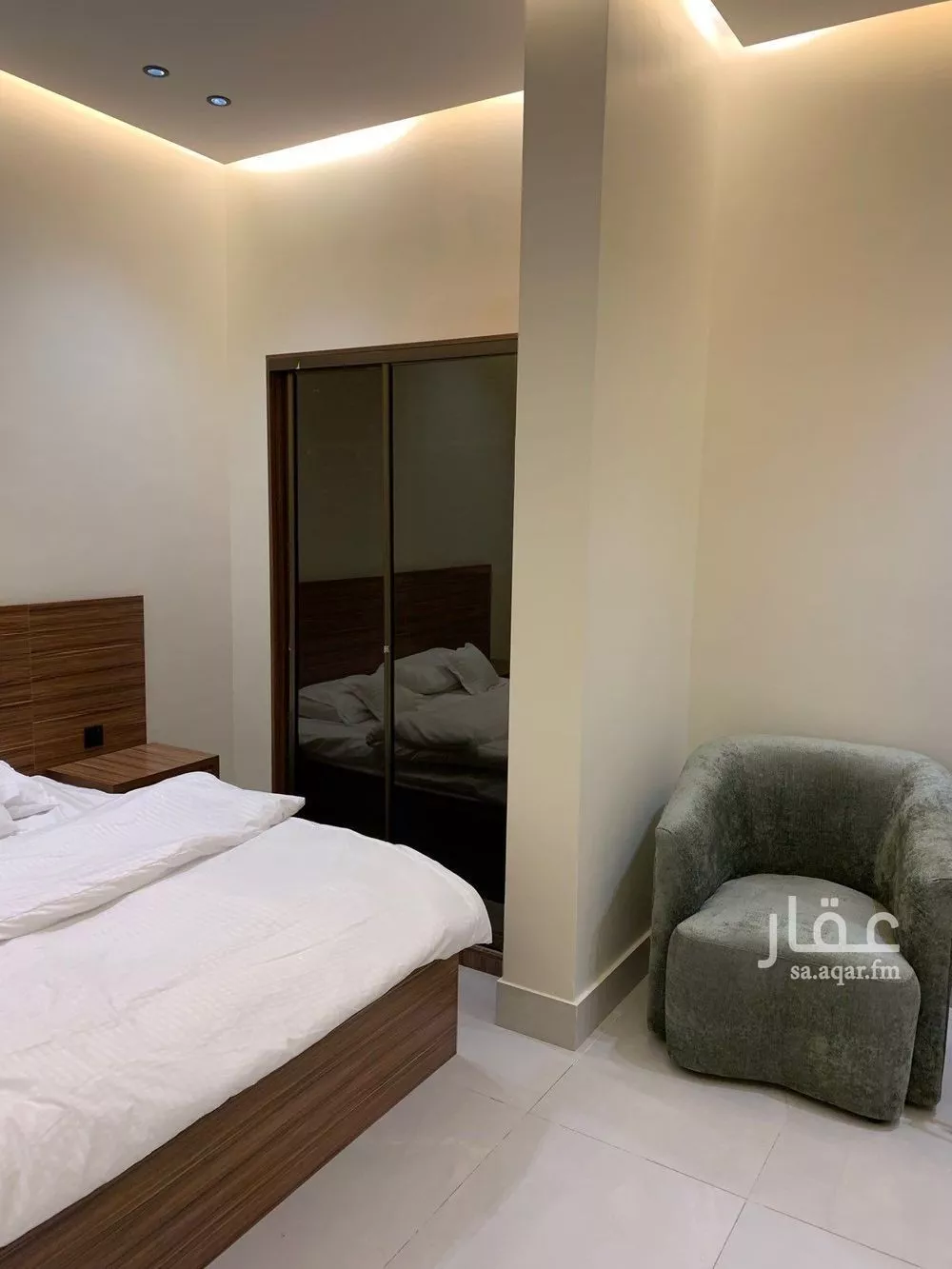 شقة 1 غرف في الخليج 5