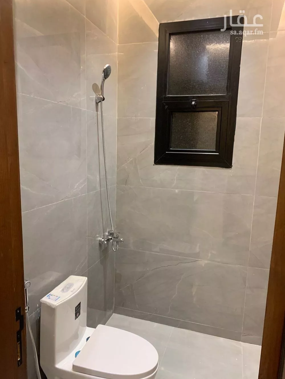 شقة 1 غرف في الخليج 4