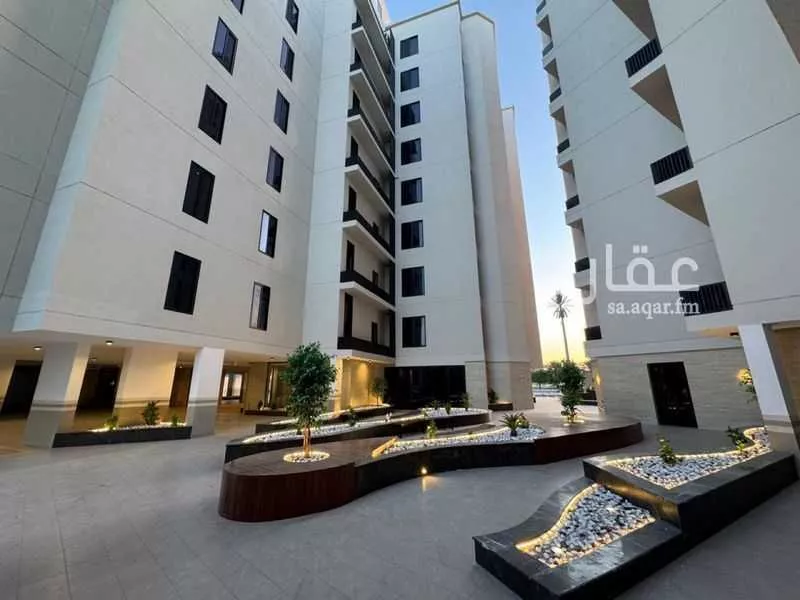 4 bedroom apartment in Ash Shati Al Gharbi, Eastern Province 18