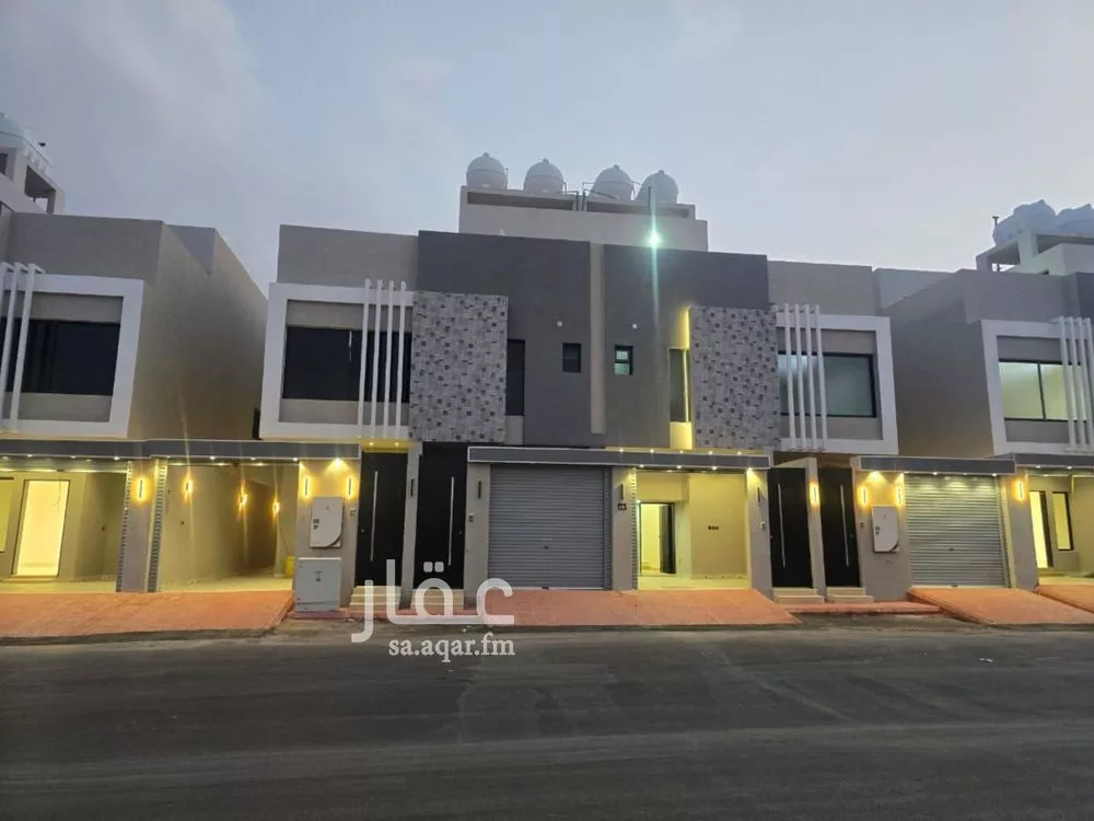 5 bedroom villa in Badr 2
