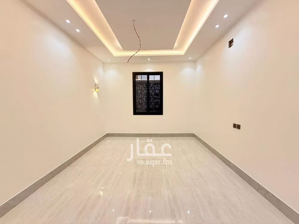 4 bedroom apartment in Okaz, Riyadh 7