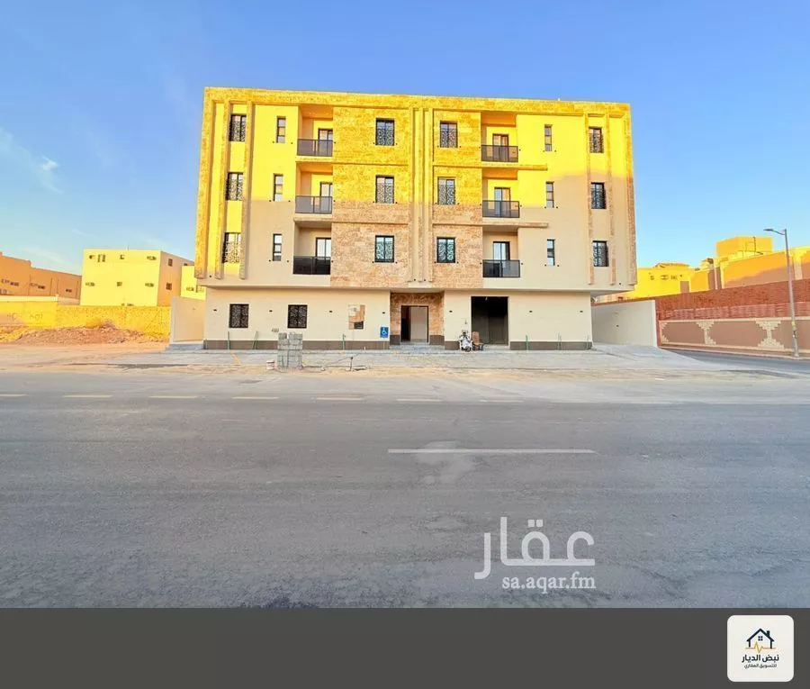 شقة 4 غرف في عكاظ