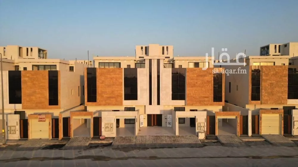 فيلا 7 غرف في عكاظ 1