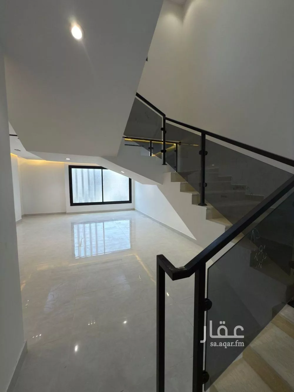 فيلا 5 غرف في بدر 1