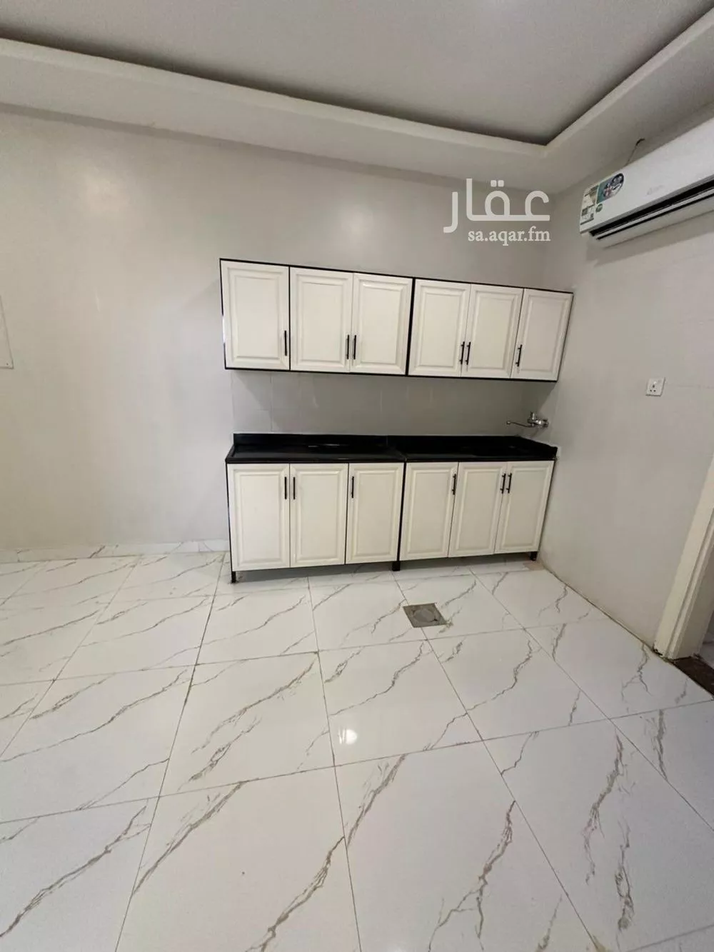 شقة 2 غرف في الخليج 4