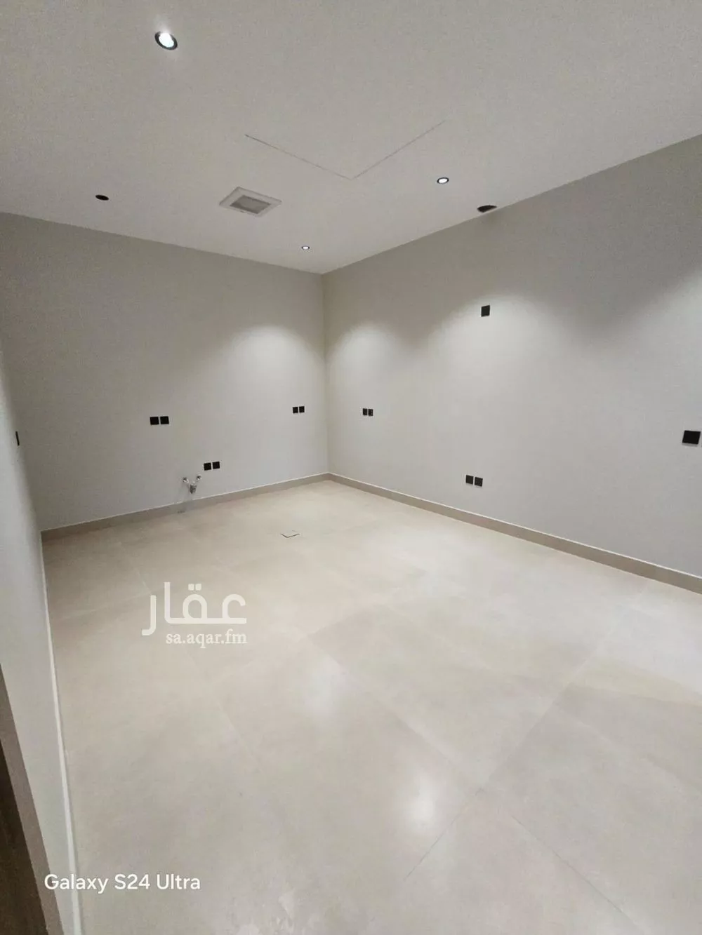 فيلا 4 غرف في النرجس 2