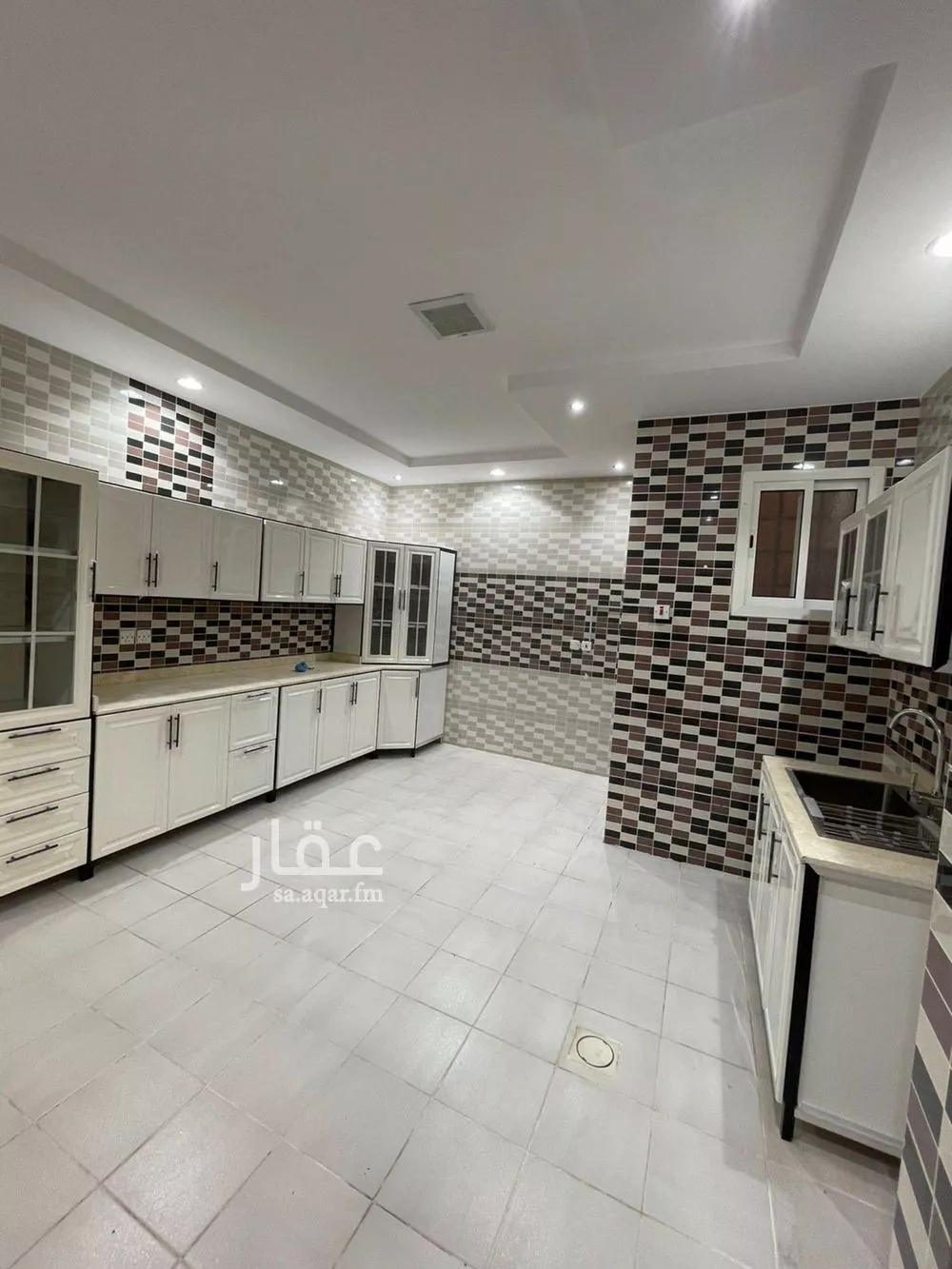 5 bedroom villa in Al Wadi, Riyadh 10