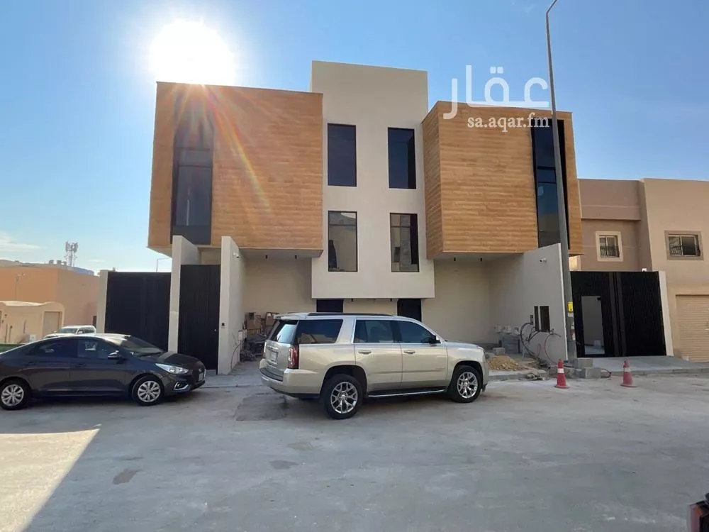 4 bedroom floor in Al Yasmin 1