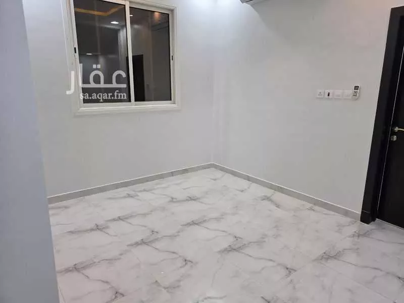 فيلا 8 غرف في المهدية 5