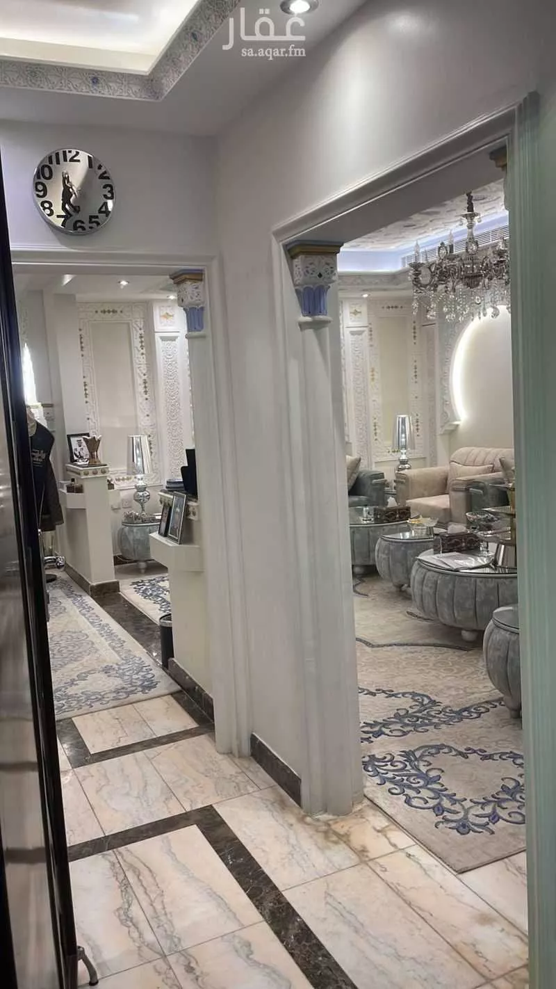 5 bedroom villa in As Suwaidi Al Gharabi, Riyadh 6