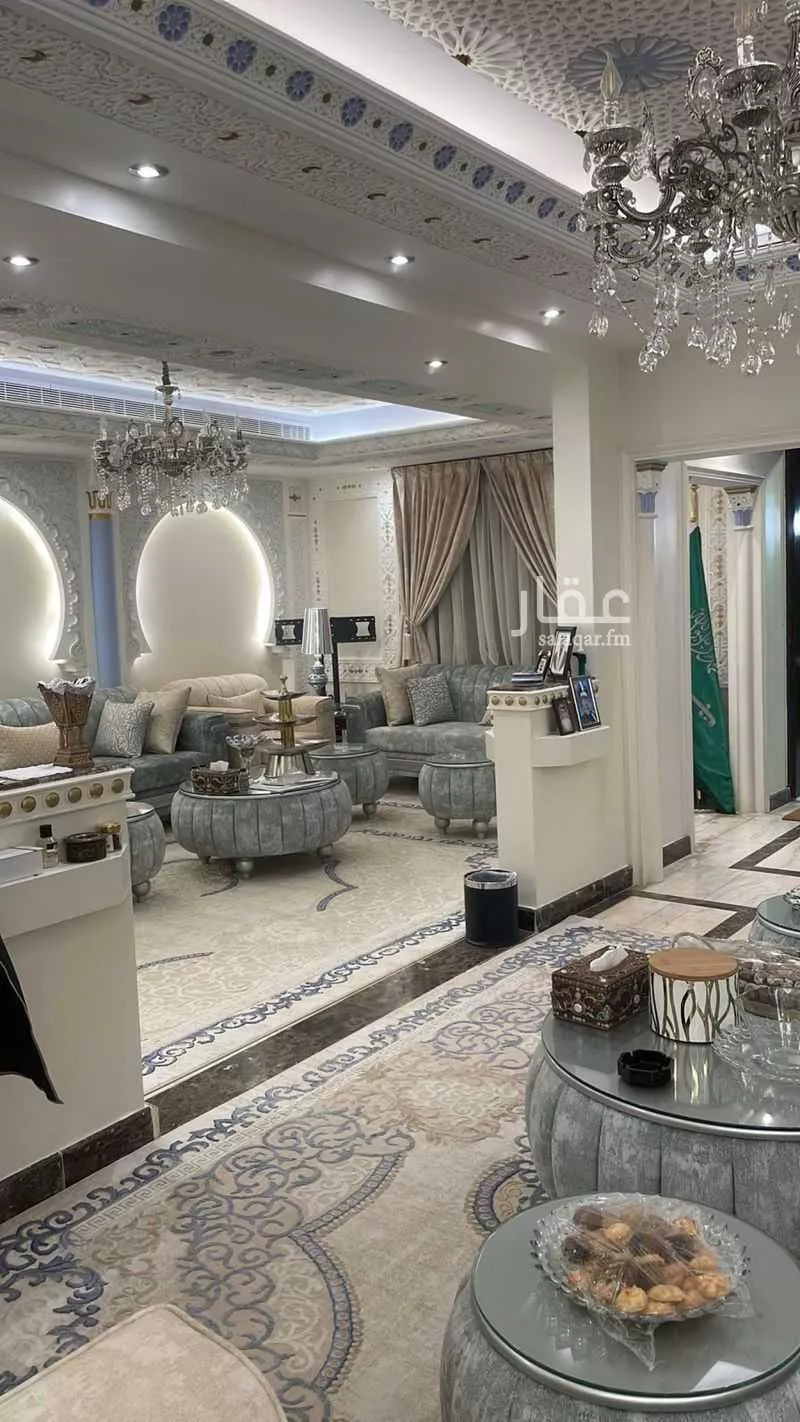 5 bedroom villa in As Suwaidi Al Gharabi, Riyadh 4