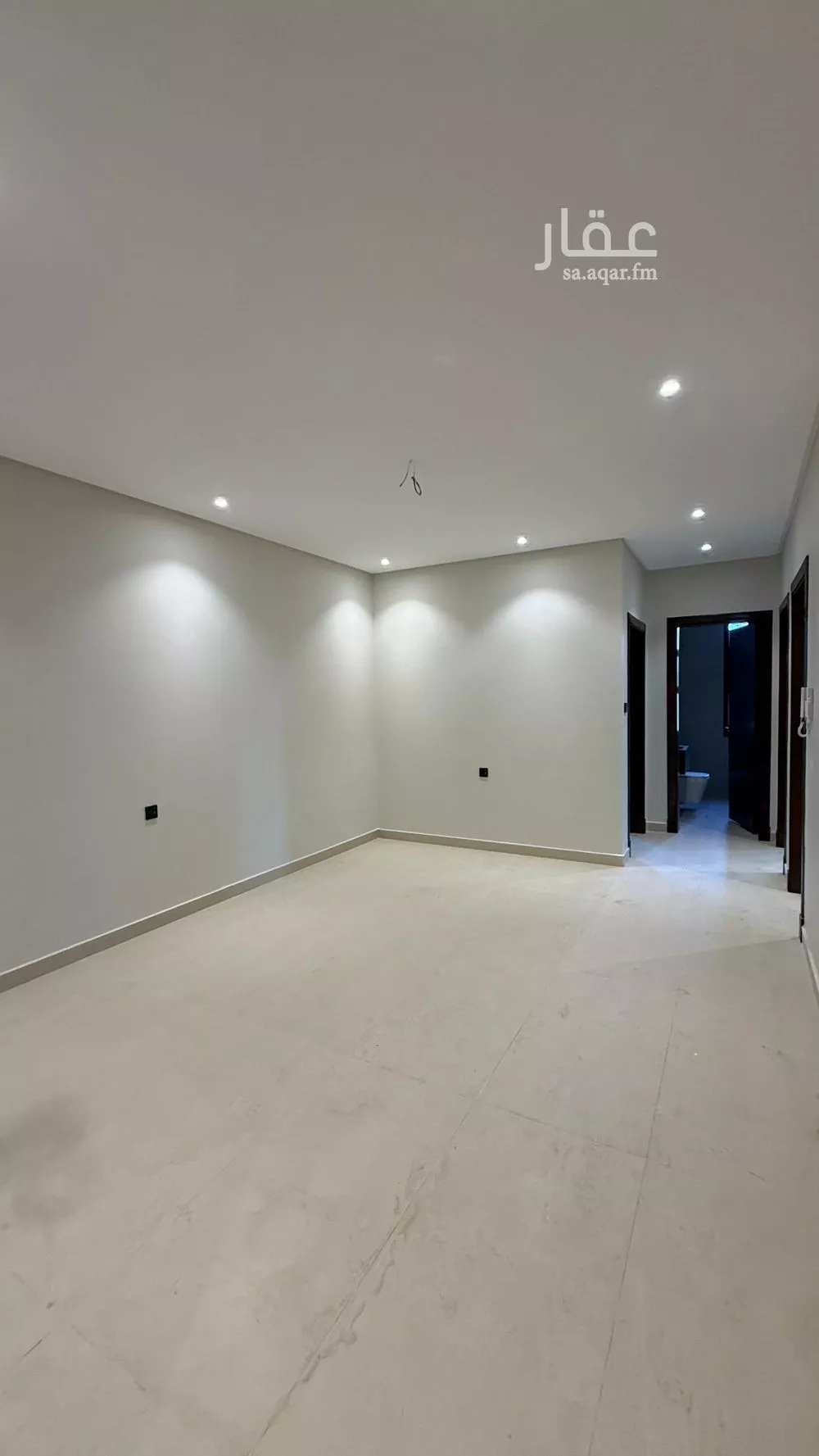 شقة 4 غرف في الجامعة 1