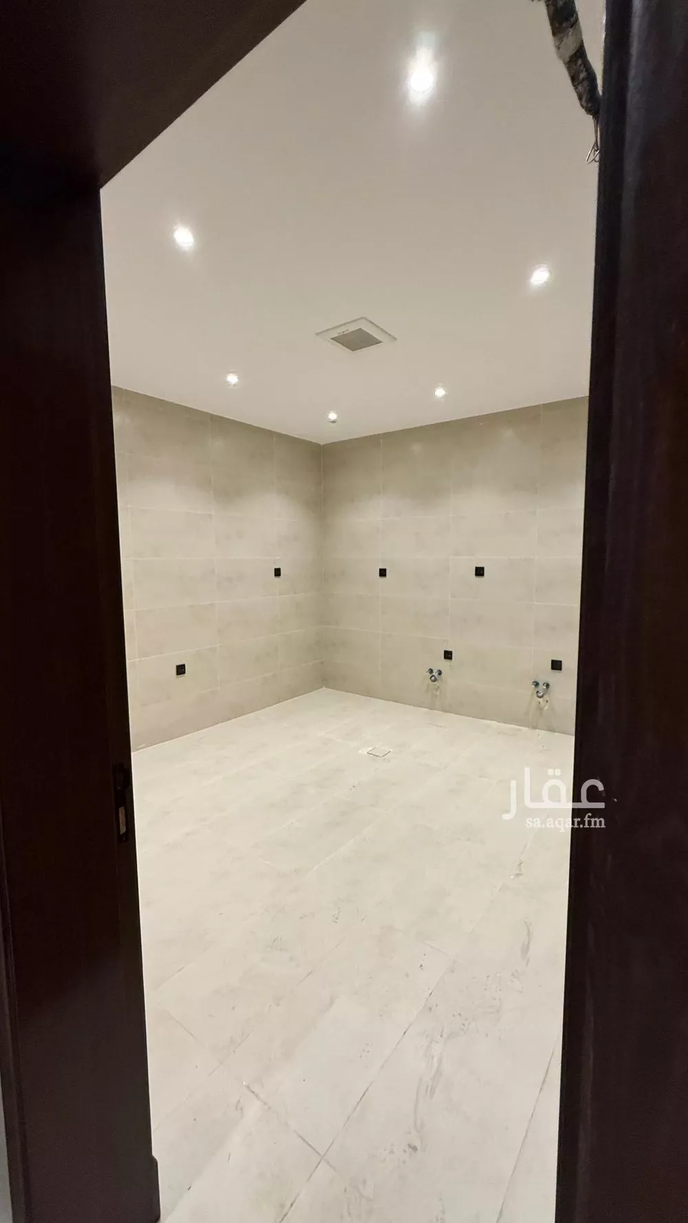 شقة 4 غرف في الجامعة 5