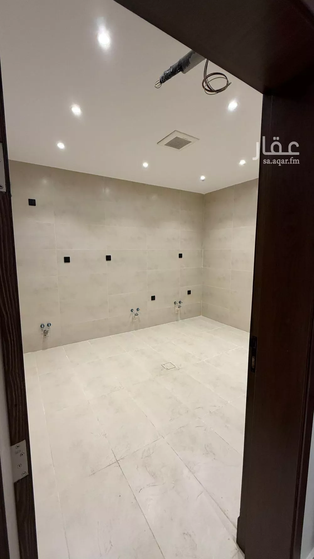 شقة 3 غرف في الجامعة 1