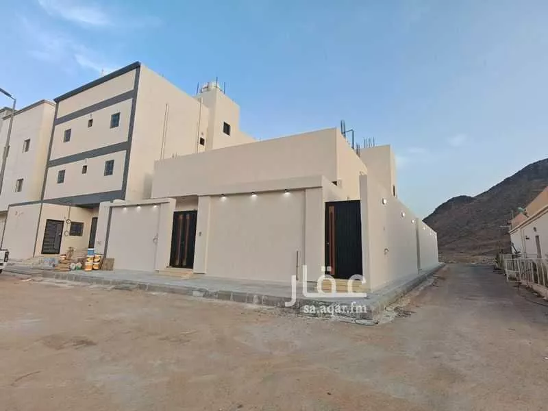 دور 6 غرف في السكة الحديدية 1