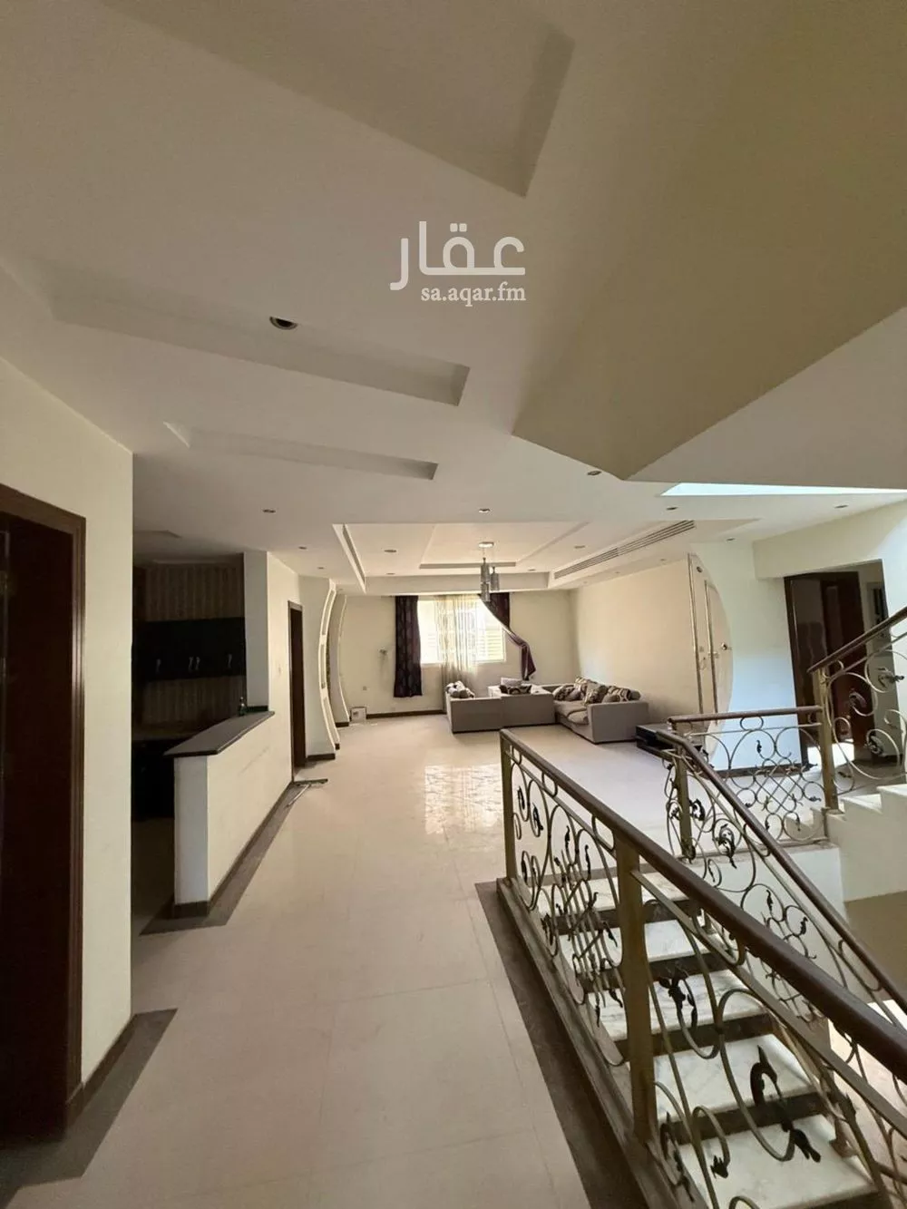 8 bedroom villa in Al Sahafah 5
