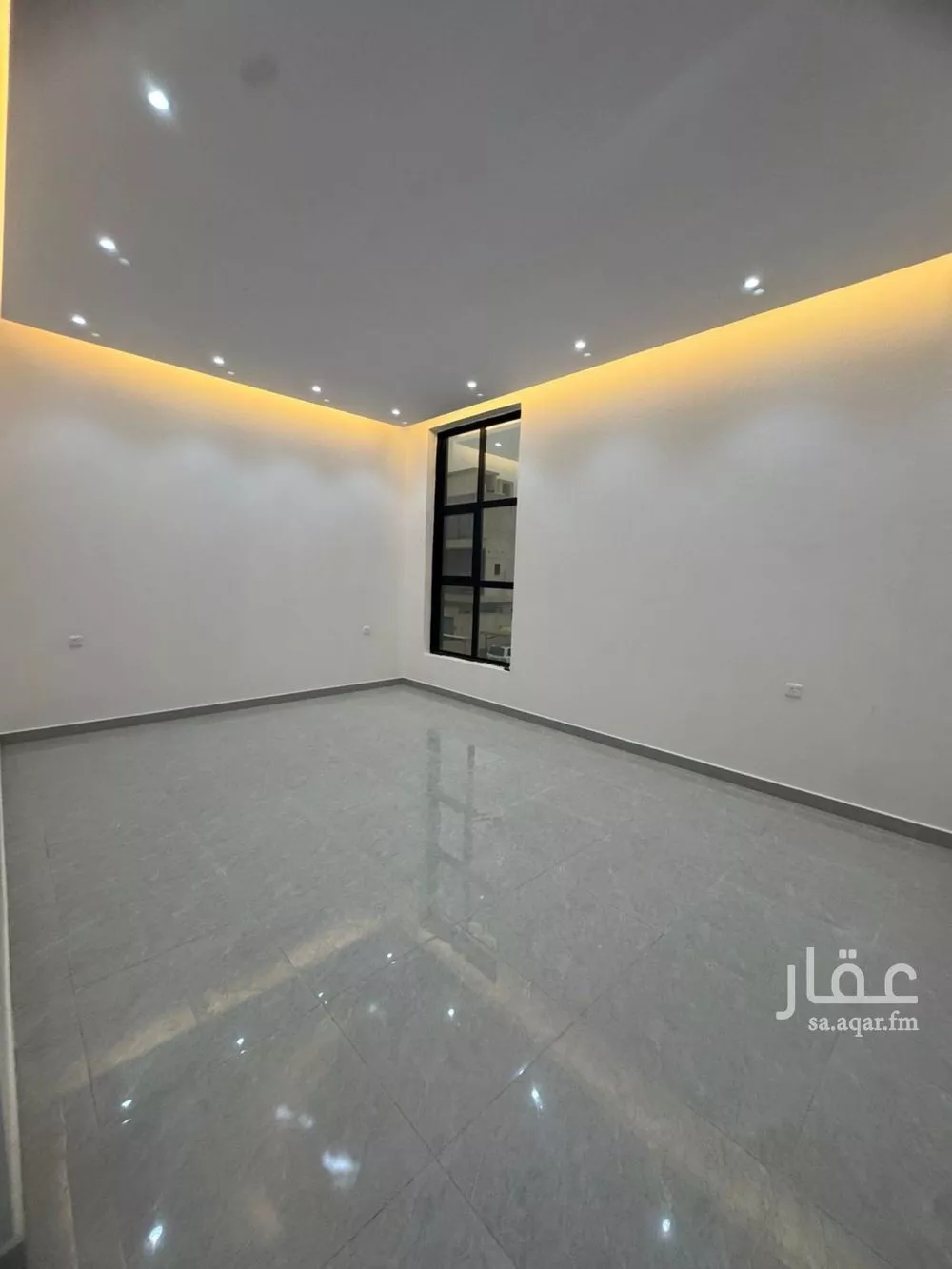 4 bedroom floor in Al Aridh 2