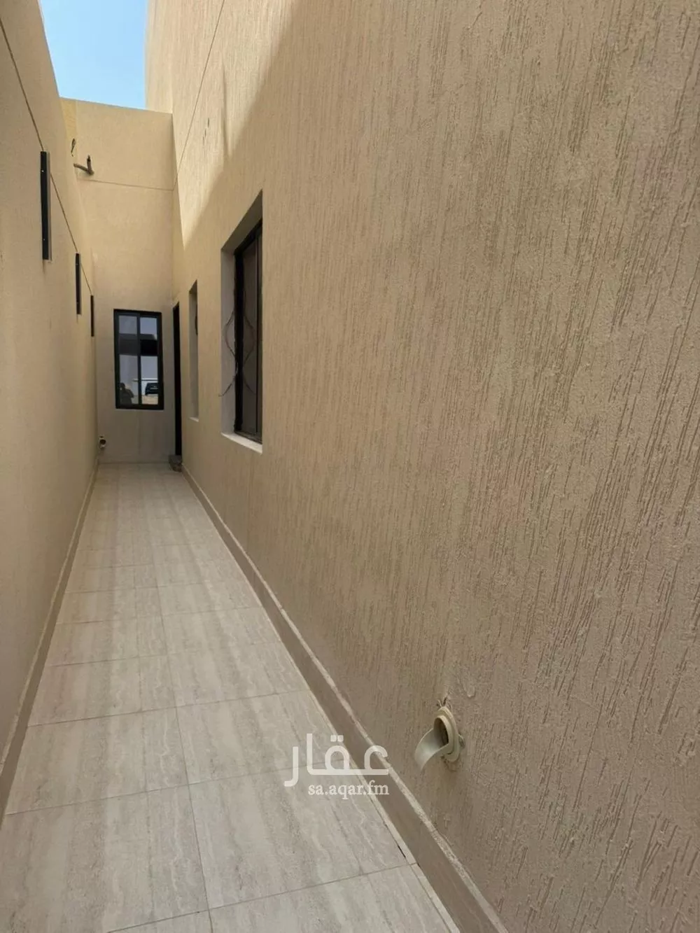 4 bedroom floor in Al Janadriyah 2