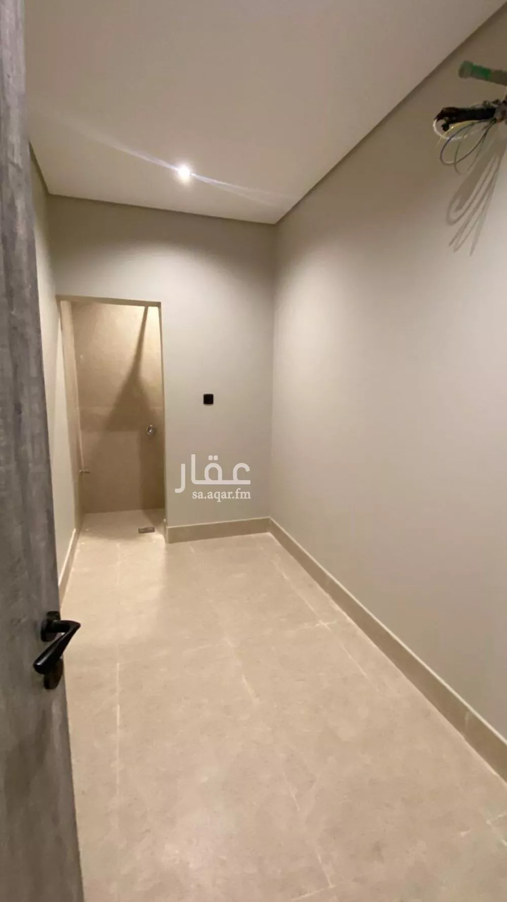 شقة 3 غرف في الحمرا 5