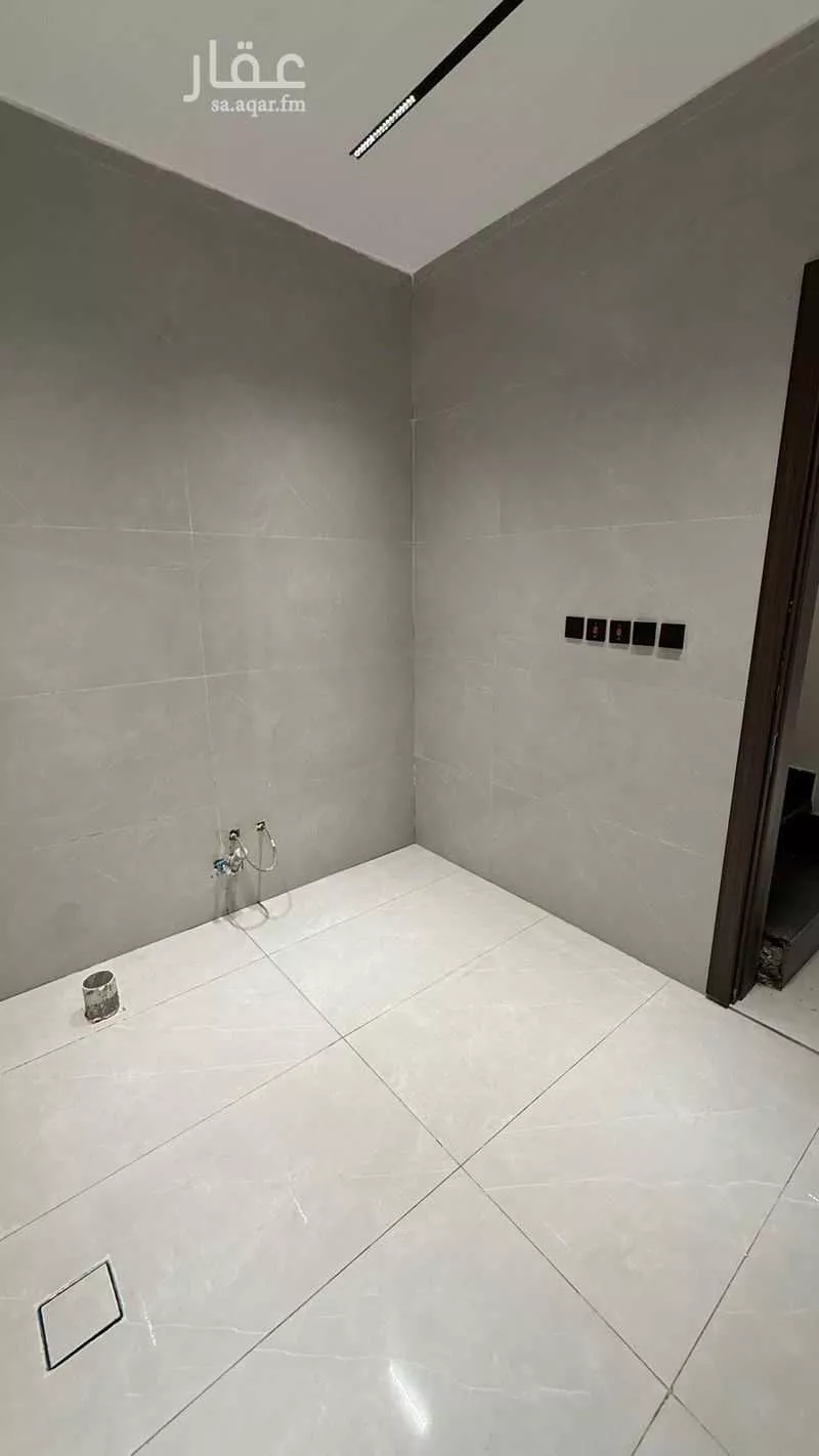 فيلا 4 غرف في الجنادرية 4