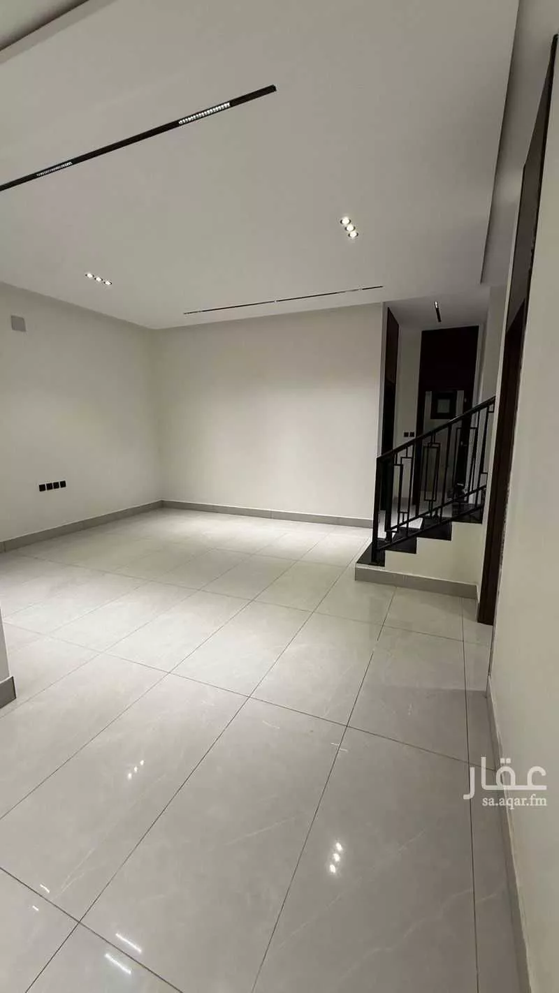 فيلا 4 غرف في الجنادرية 3