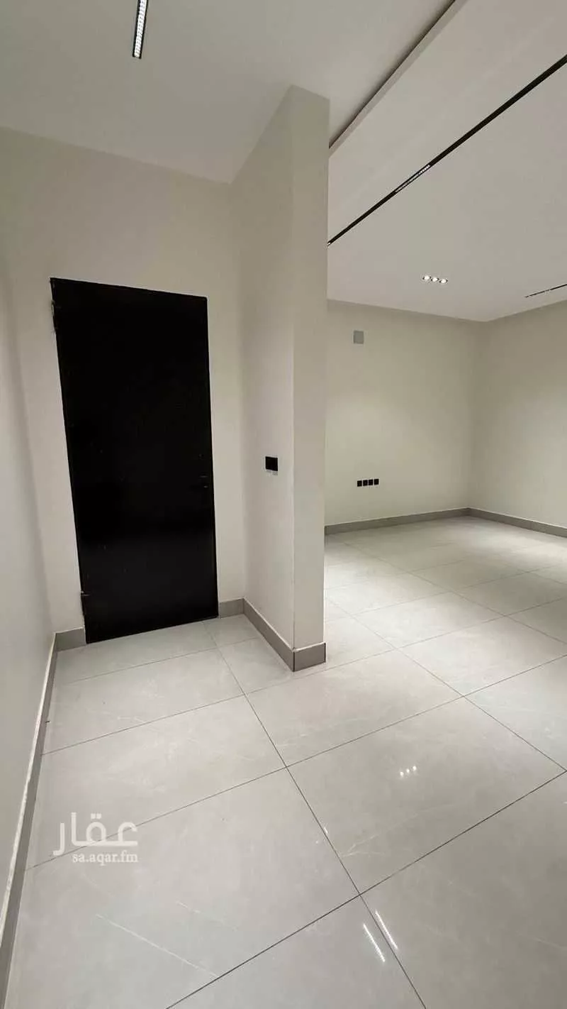 فيلا 4 غرف في الجنادرية 1