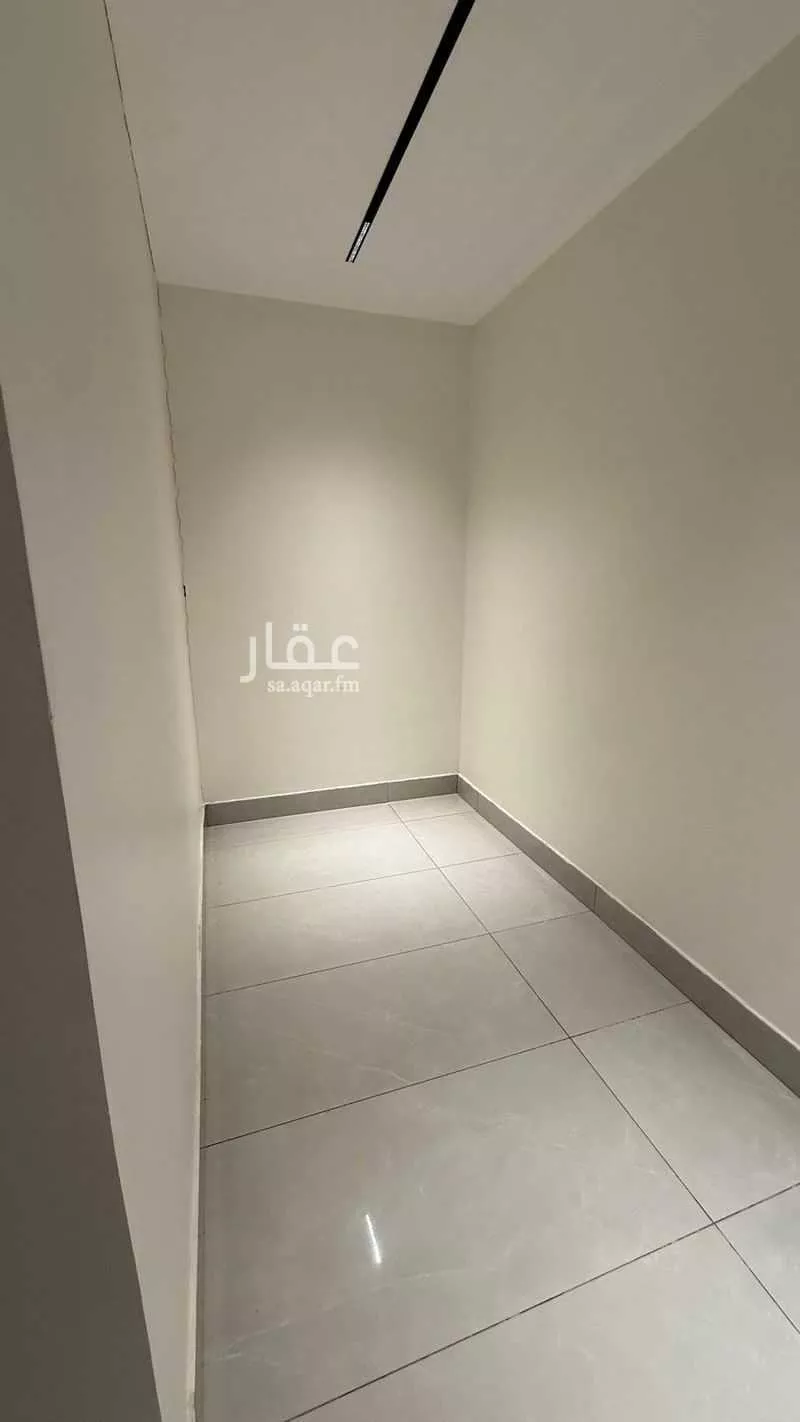 فيلا 4 غرف في الجنادرية 2