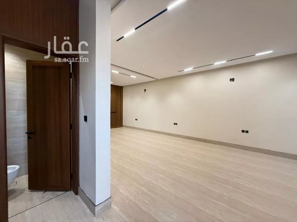 5 bedroom villa in Al Mahdiyyah 5