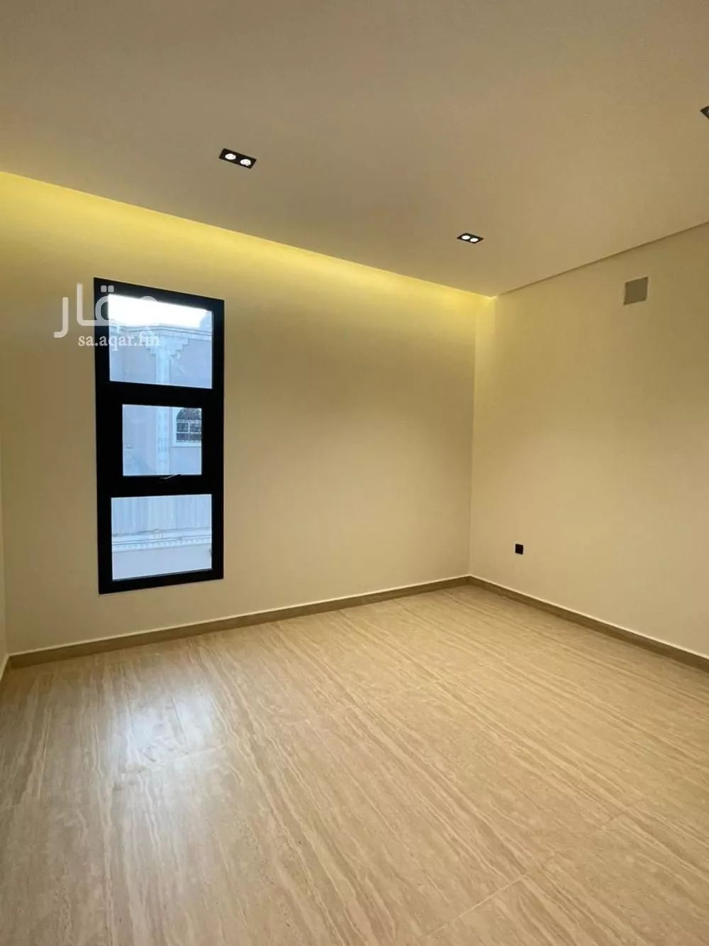 3 bedroom floor in As Suwaidi Al Gharabi 5