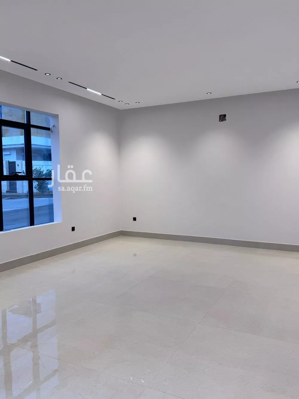 4 bedroom villa in Al Mahdiyyah 4